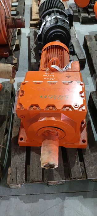 Motor electric trifazat cu reductor Bauer 11kW 6.4rpm