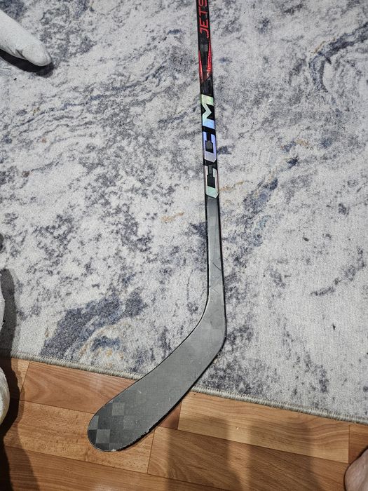 Клюшка хоккейная