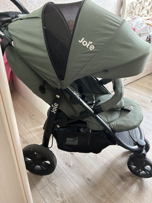 Продается joie коляска. Состояние хорошее. Имеется дождевик.