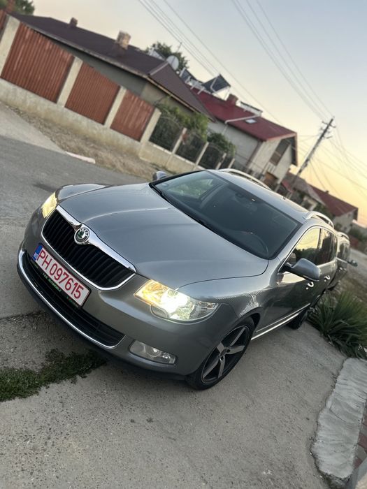 Vând Skoda Superb