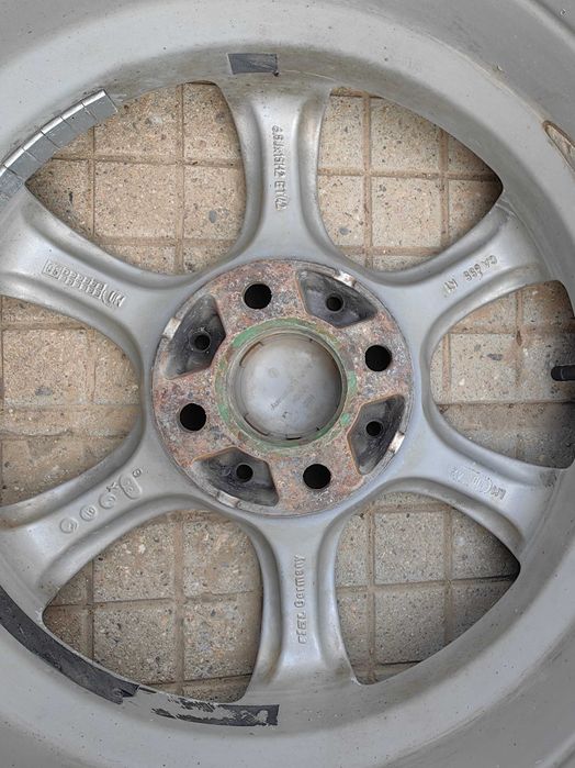 Гуми с джанти 15 цола