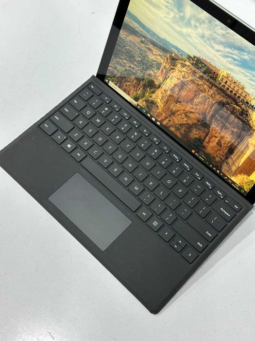 Noutbuk Microsoft Surface Pro 7