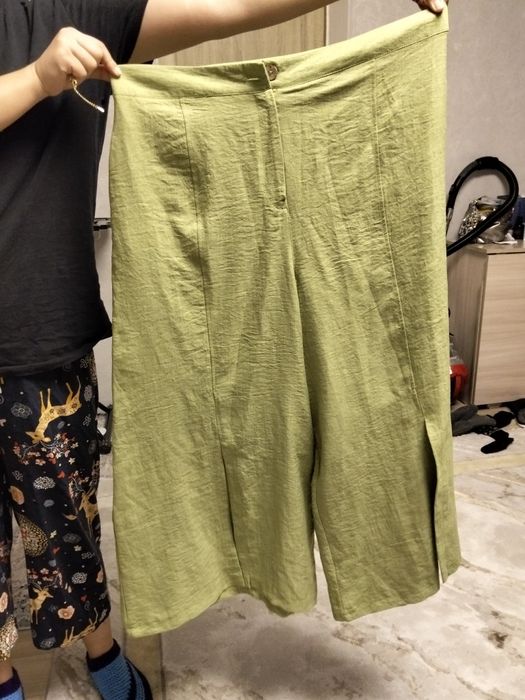 Продаются женские платья