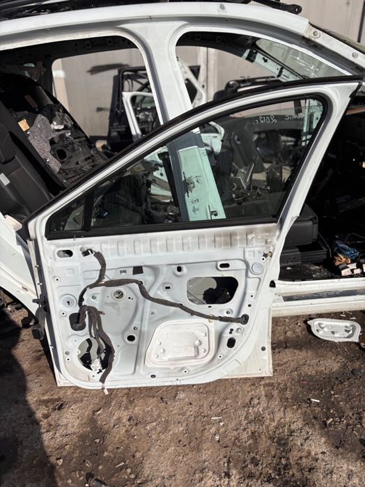 Врати Renault Scenic 3 • 2009–2016 3бр.