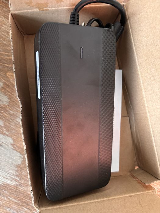 Зарядно за тротинетки