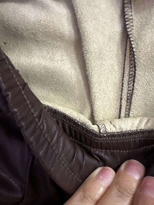 Кафяв кожен панталон