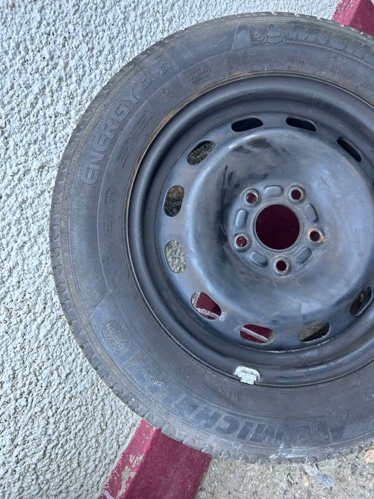 Set 4 jante otel  Ford – R15 | 5x108 | ET 52.5 cu anvelope 195/65 R15 Michelin  Energy - foarte bune
