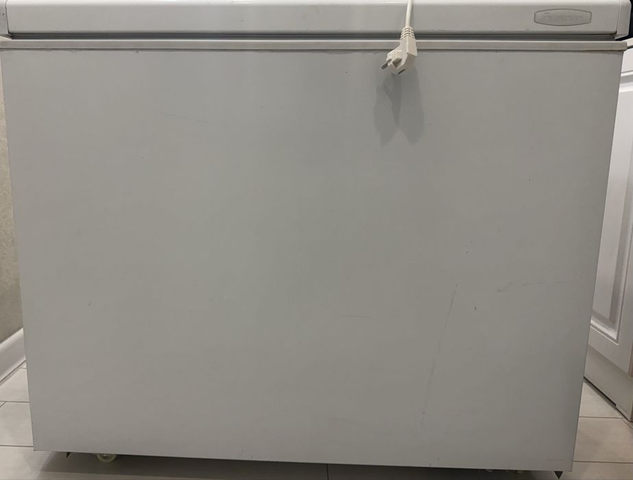 Продам Морозильник