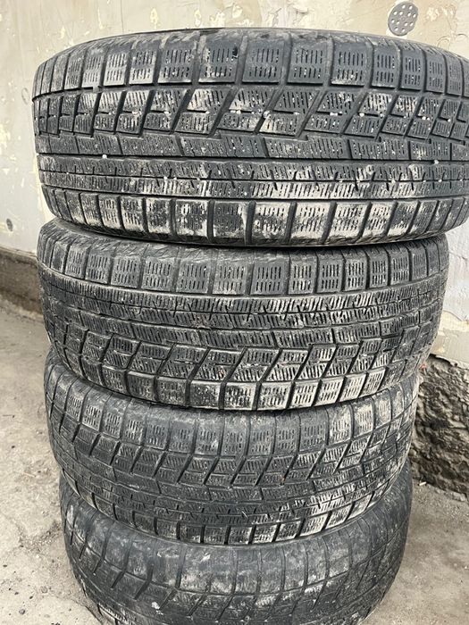 Шина срочна продам