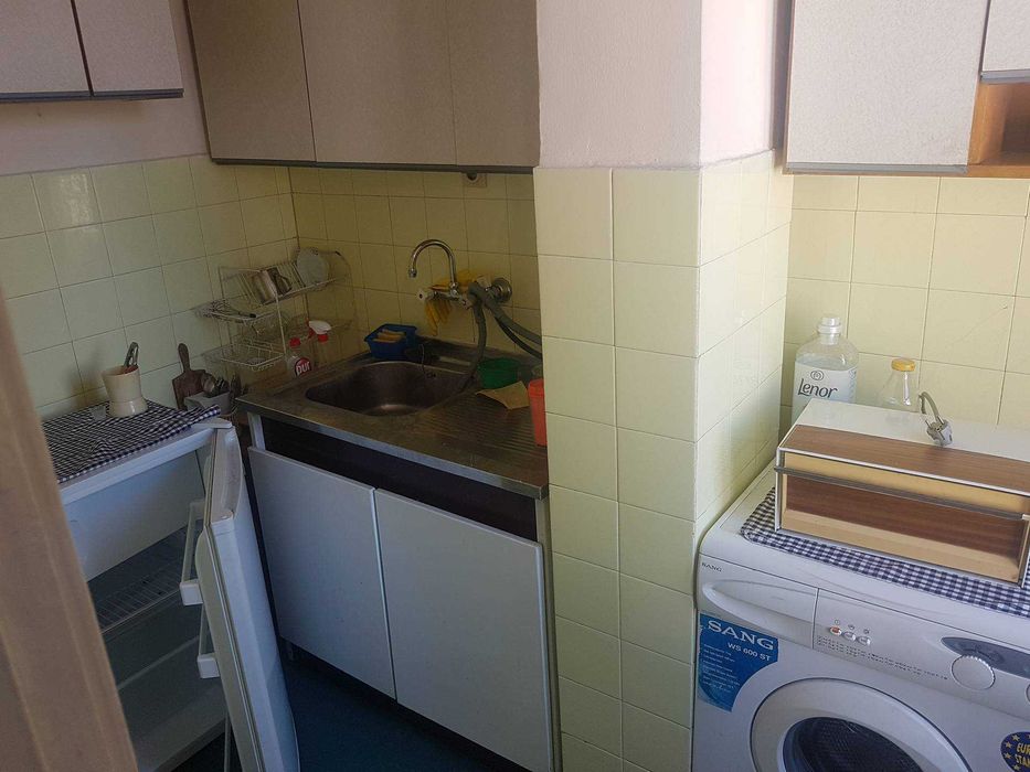 Дава се под наем Двустаен апартамент в Пловдив, Коматево - 60 кв.м за 275.4 € - Снимка #1