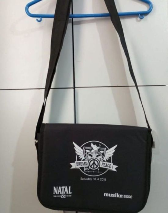 Geantă unisex nouă din material textil. Transport 5 lei