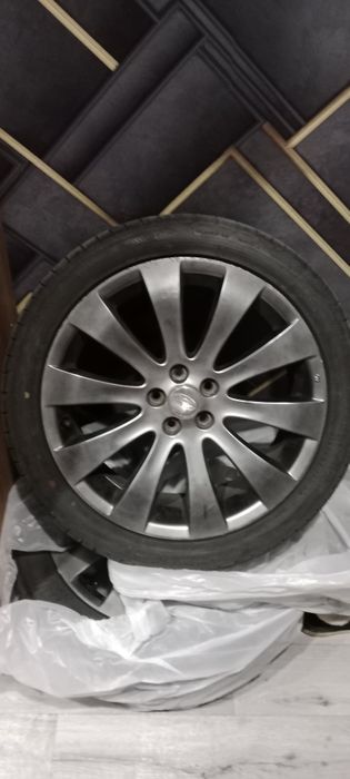 Шины с дисками в