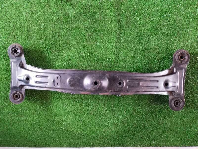 Камри 20/25 Балка Задняя Оригинал привозная из Японии