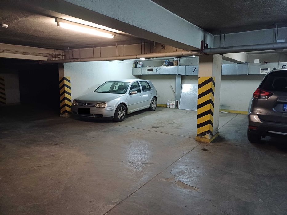 Дава се под наем Гараж / Паркомясто в София, Център - 13 кв.м за 239.19 € - Снимка #2