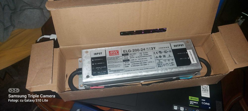 Alimentator banda LED Mean Well ELG-200-24 200W 24V IP67 transformator