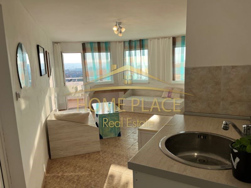 Дава се под наем Едностаен апартамент в Варна, Левски - 40 кв.м за 306 € - Снимка #1