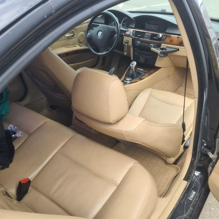 BMW e90  320D  M47