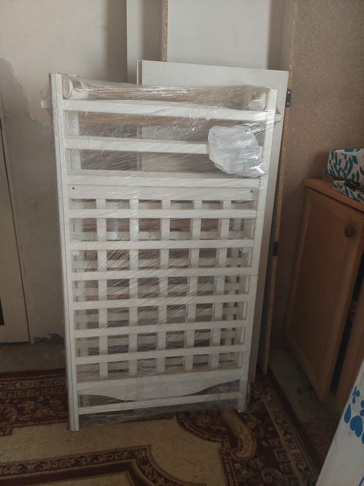 Калыбель, манеж,стол для кормления