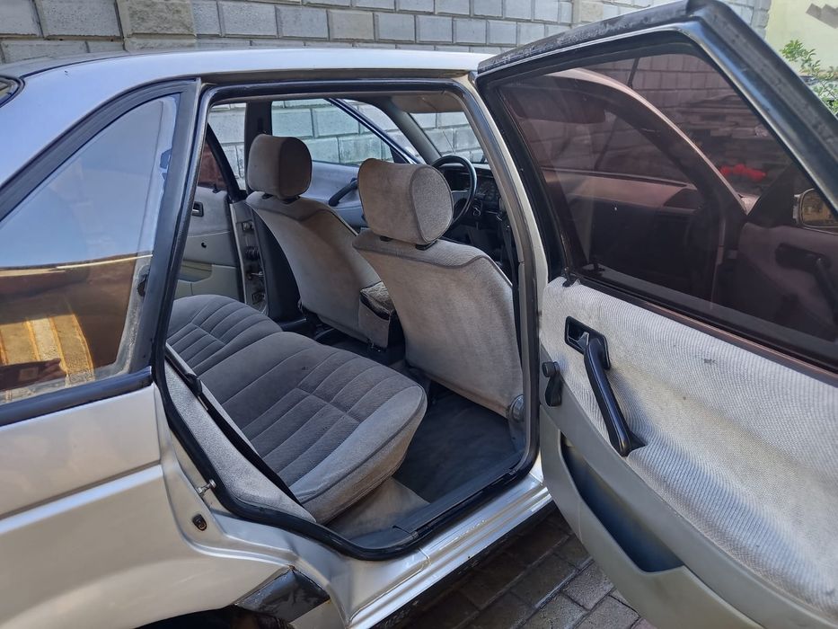 Срочно! продам! Фольксваген пассат б3,