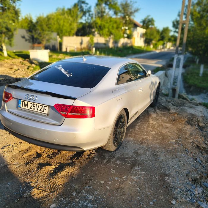 Vând Audi A5 cupe