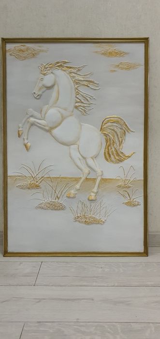 Барельеф, объёмная картина