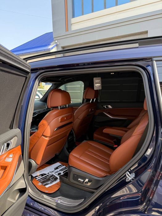 Продаю свою bmw x7 40i