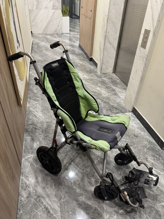 Продается инвалидная коляска