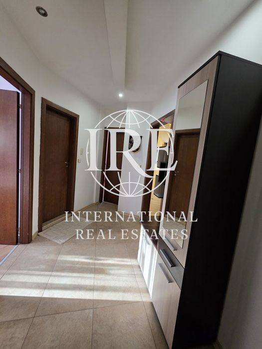 Продава се Тристаен апартамент в Варна, Възраждане 1 - 84 кв.м за 1321 €/кв.м - Снимка #11