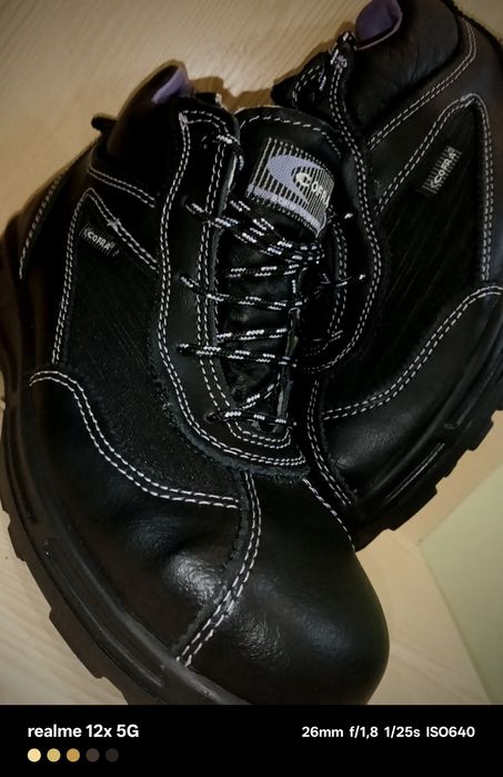 Дамски работни обувки Cofra