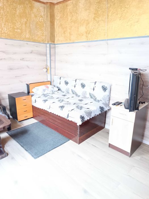 Дава се под наем Двустаен апартамент в София, Център - 30 кв.м за 309.06 € - Снимка #1