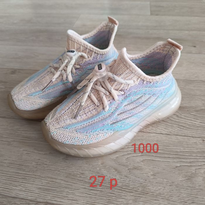 Продам обувь для девочки