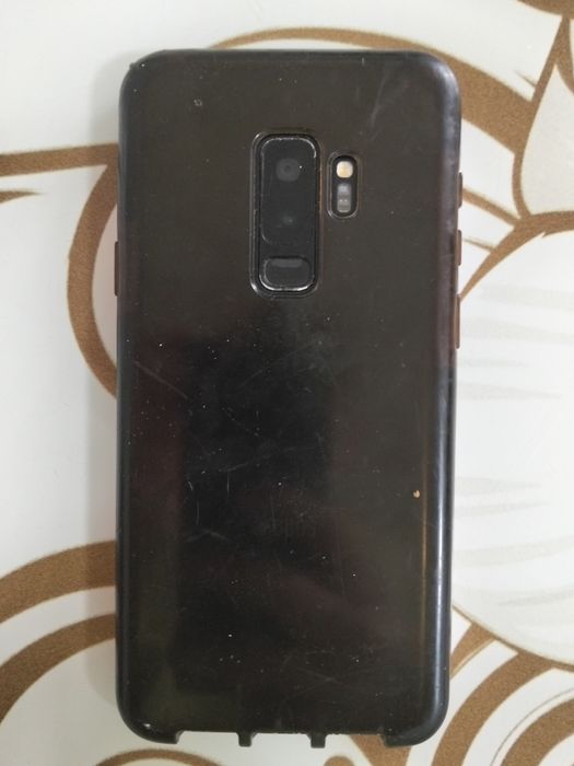 Vînd Samsung Galaxy S9 plus