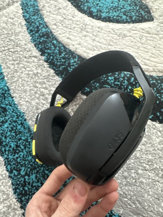Casti Logitech G435