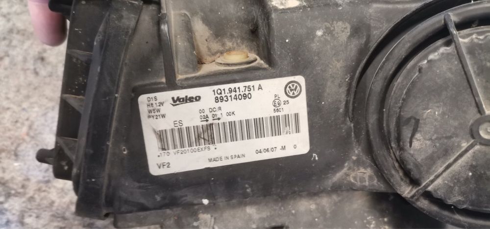 Volkswagen EOS фарове