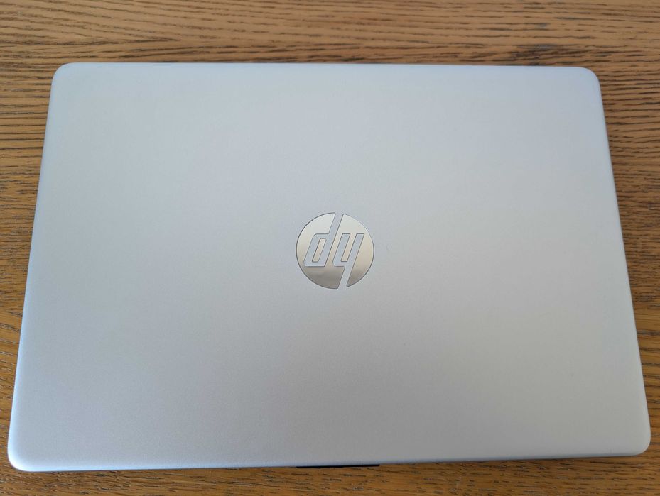 Laptop HP 14s Argintiu | i3 Gen 11 | 8GB RAM | SSD | Win 11 Pro + Office Activat | Baterie 100% | Ideal pentru Școală și Studenți | + Mouse Cadou