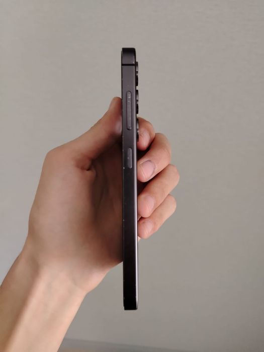 Продам Samsung Galaxy S24