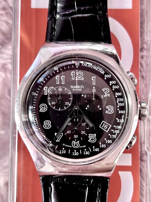 Оригинален швейцарски кварцов часовник Swatch.