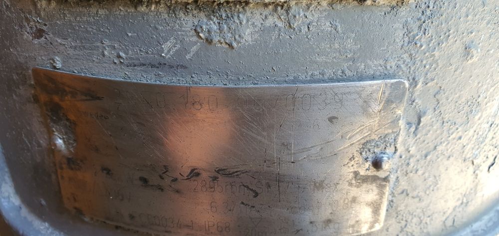 Професионална помпа за кал и вода