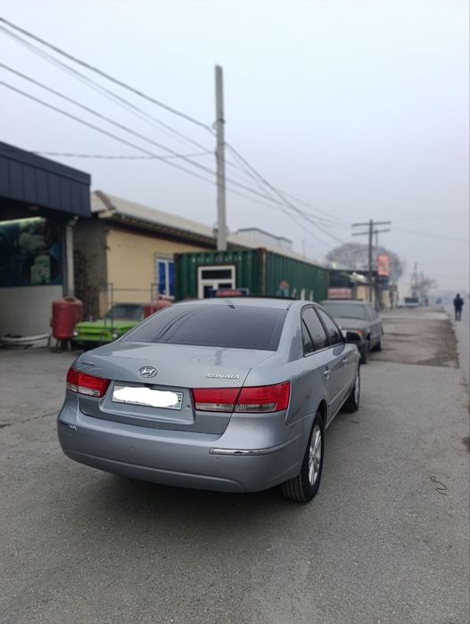 Hyundai sonata NF