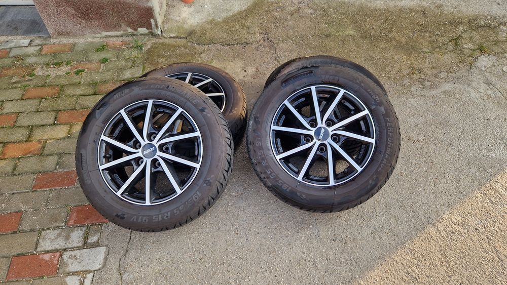 Jante 5×114.3 R15