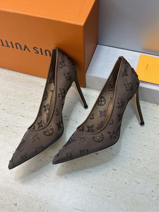 Токчета Louis vuitton 2026