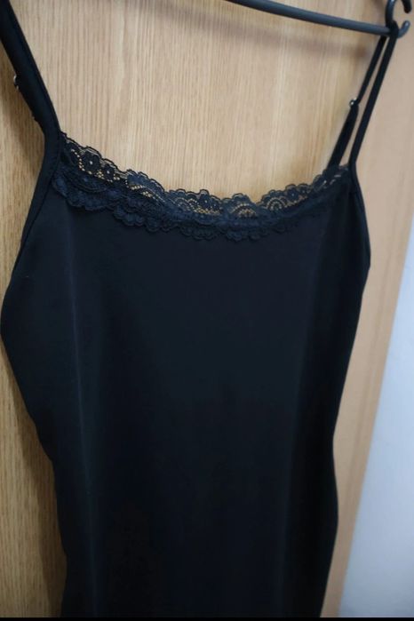 Rochie de damă cu bretele spaghetti