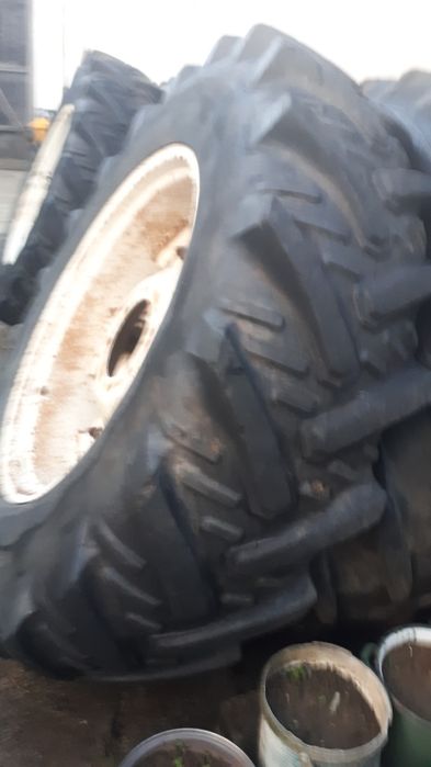 Anvelope tractor 16,9R34 International Utb
