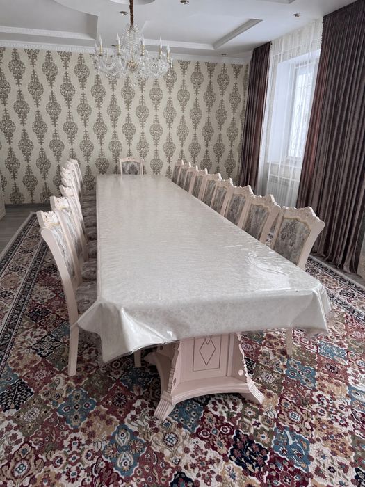 Продам стол со стульями