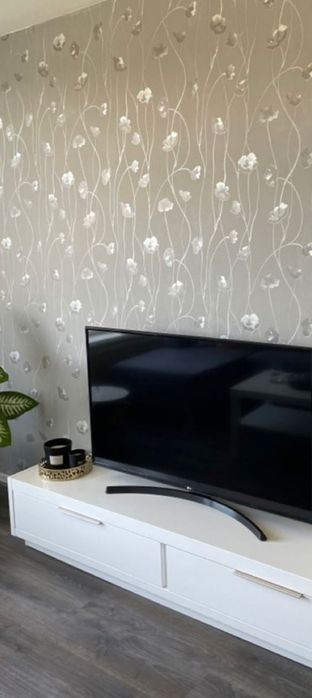 Поклейка обоев любого типа