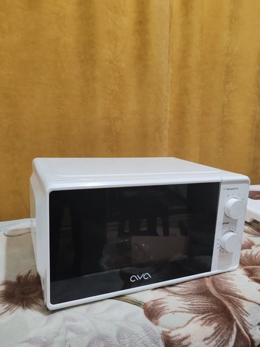 Микроволновая печь AVA в отличном состоянии