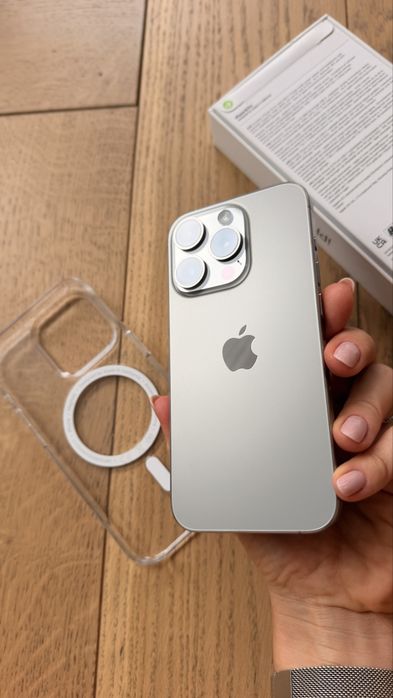 iPhone 15 Pro 1TB Natural Titanium • Impecabil • Factură Amazon