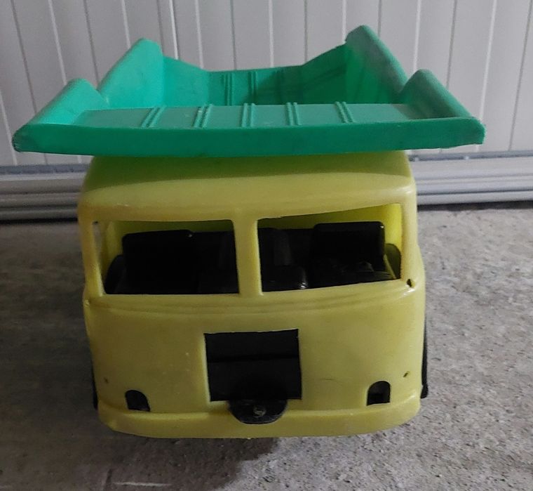 Камион-самосвал от Соца 3 бр