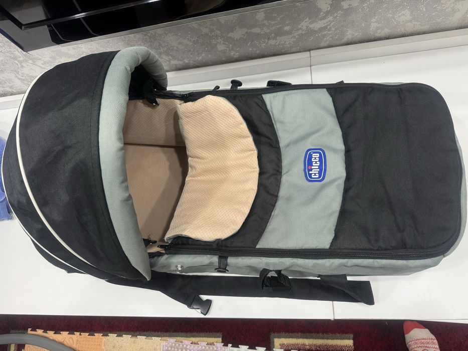 Продам детскую переноску