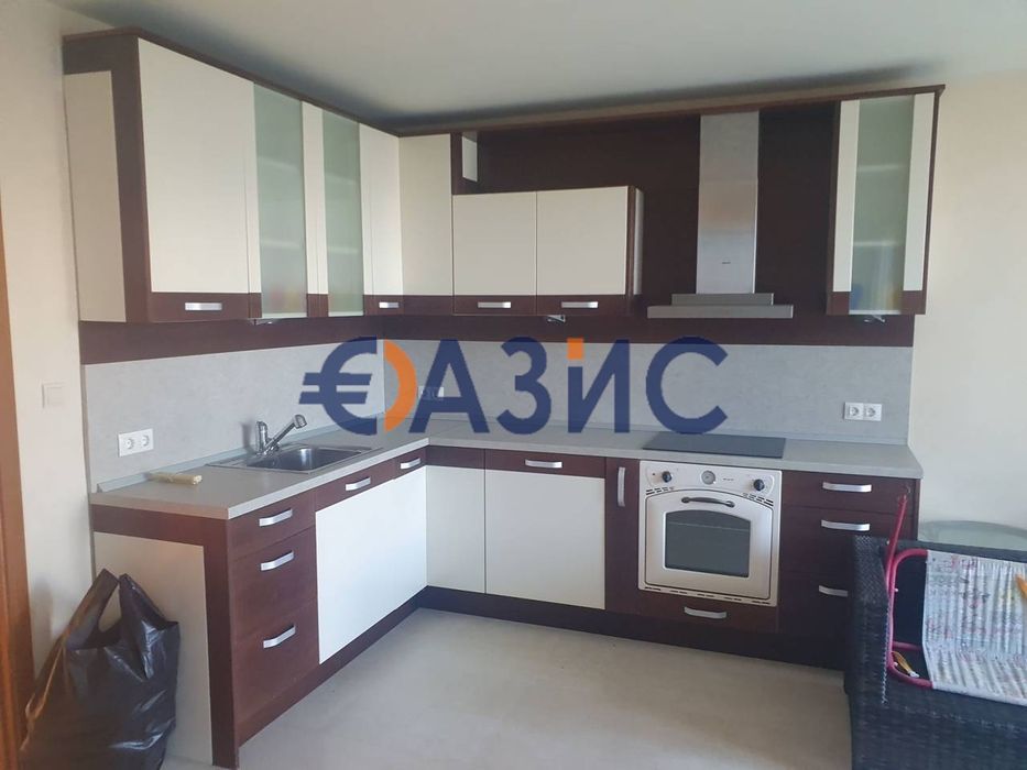 Продава се Къща в Созопол - 176 кв.м за 1932 €/кв.м - Снимка #1